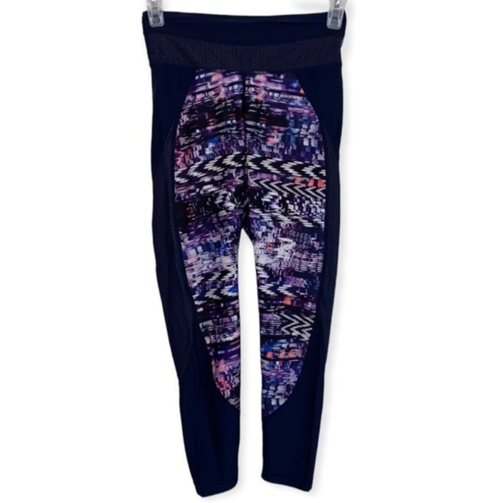 Athleta women’s XS colorblock tri‎ssential swim Capri leggings